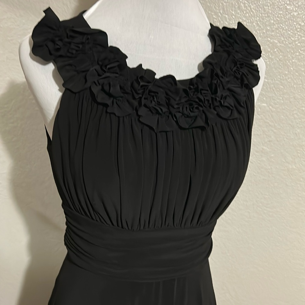Jessica Howard Elegant Black Sleeveless Dress
